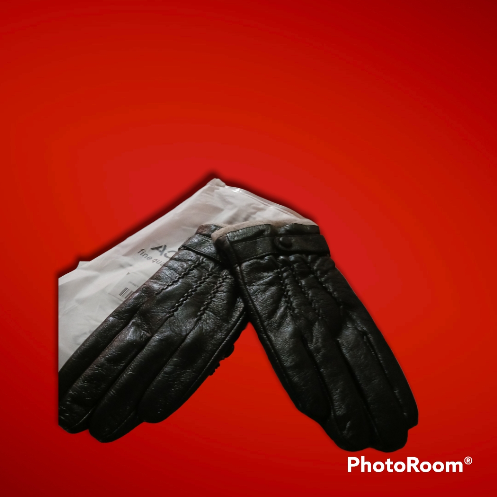 Action Gloves